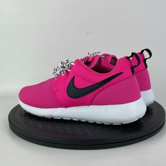 Nike Roshe Run Pink Athletic Running Shoes 599729-600 Women’s Size 6 (4.5Y) - Picture 7 of 12